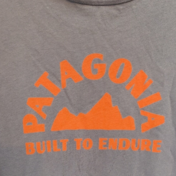 Patagonia Made in USA Graphic T-Shirt Blue XL Slim Fit "Built To Endure" - Picture 3 of 6